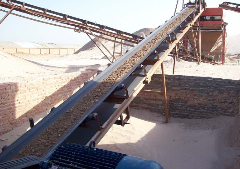 “變頻器在現(xiàn)代煤礦生產(chǎn)中都有哪些用處？”